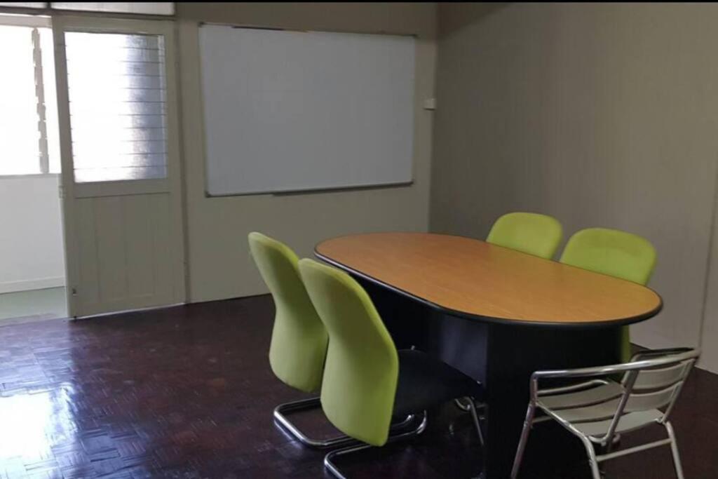 J & I Homestay Sibu Eksteriør billede